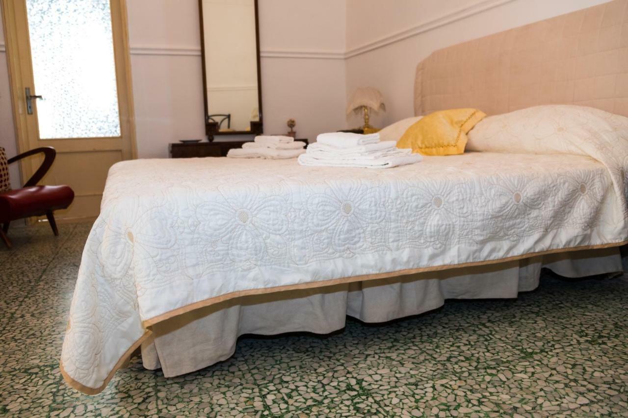 Giulia E Pietro - Marettimo Apartments Extérieur photo