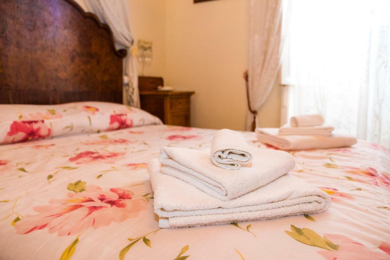 Giulia E Pietro - Marettimo Apartments Extérieur photo
