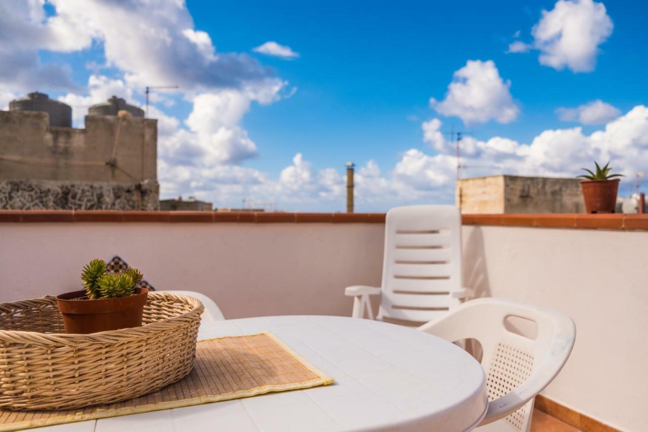 Giulia E Pietro - Marettimo Apartments Extérieur photo